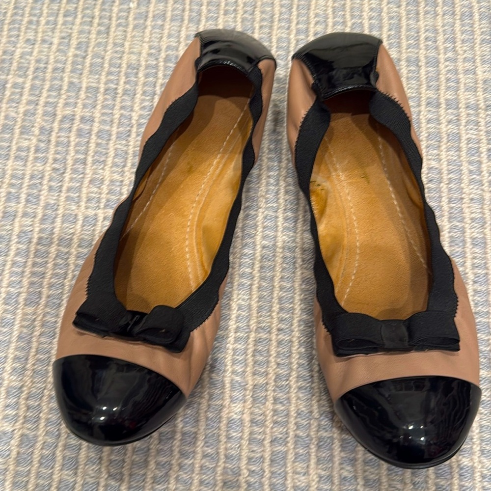 Ferragamo Black and Tan Ballet Flats